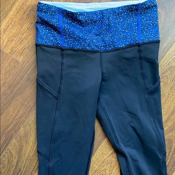 Lulu lemon 7/8 pants - Picture 2 of 7